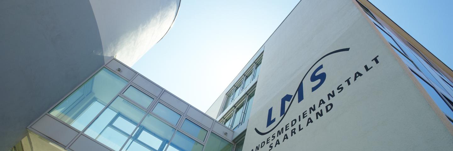 Gebäude der Landesmedienanstalt von außen