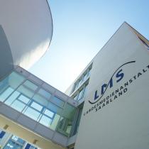 Gebäude der Landesmedienanstalt von außen